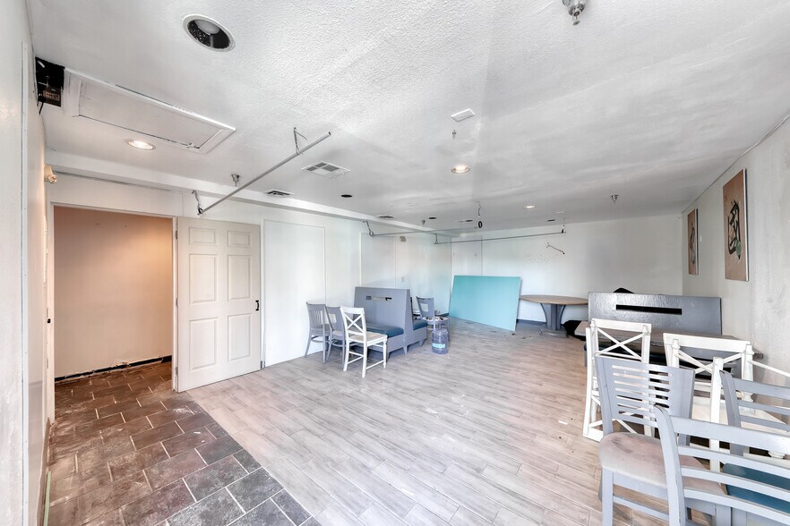 More Photos Of 3460 Arville St, Las Vegas Freestanding For Lease