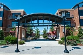 More Photos Of 2390 Esplanade Dr, Algonquin Office For Lease