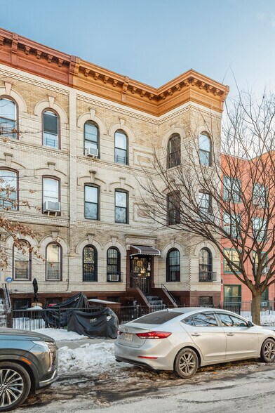 More Photos Of 898 Hancock St, Brooklyn Apartments For Sale