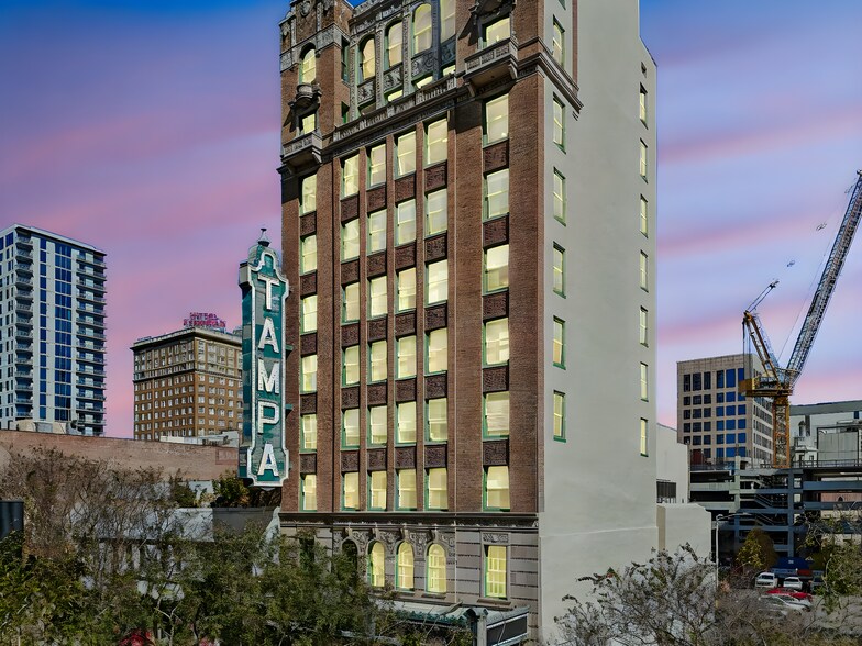 More Photos Of 707 N Franklin St, Tampa Office For Sale