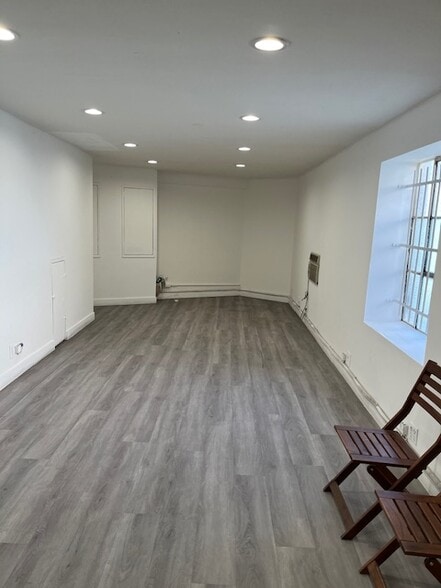 More Photos Of 5217-5223 Lankershim Blvd, North Hollywood Storefront Retail Office For Lease