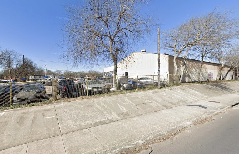 More Photos Of 5000 Military Dr W, San Antonio Land For Sale