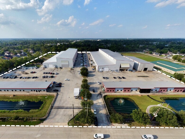 More Photos Of 1616 Gears Rd, Houston Manufacturing For Sale