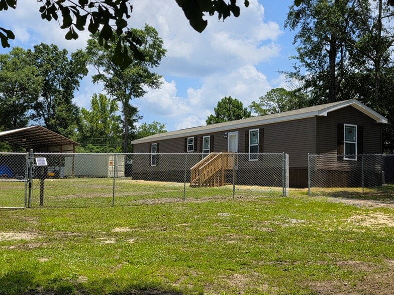 More Photos Of 8435 Hurricane Rd, Bay Minette Specialty For Sale