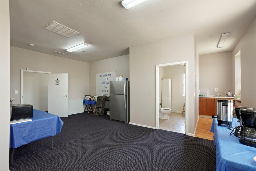 More Photos Of 2 N Main St, Lodi Storefront Retail Office For Sale