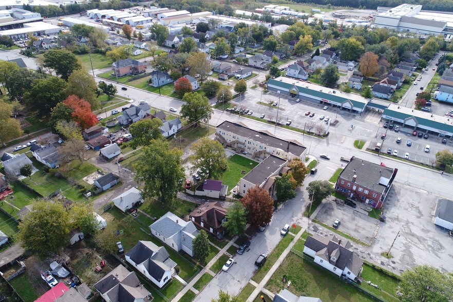 More Photos Of 1918 W Washington St, Indianapolis Apartments For Sale