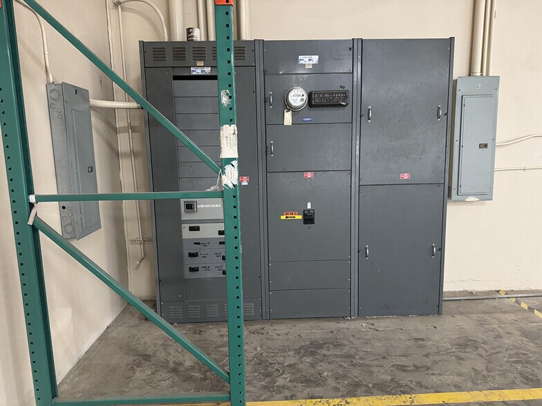 More Photos Of 1855 Business Center Dr, Duarte Manufacturing For Lease