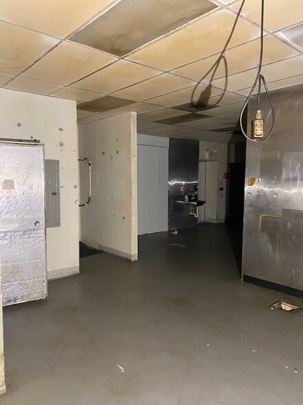 More Photos Of 10071 Broad River Rd, Irmo Unknown For Lease