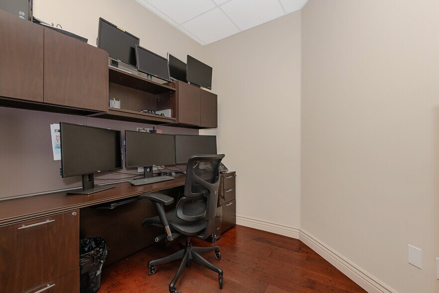 More Photos Of 5599 S University Dr, Davie Loft Creative Space For Sale