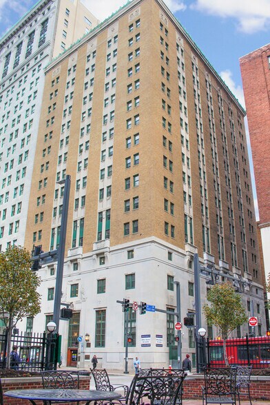 More Photos Of 304 Wood St, Pittsburgh Office Residential For Lease