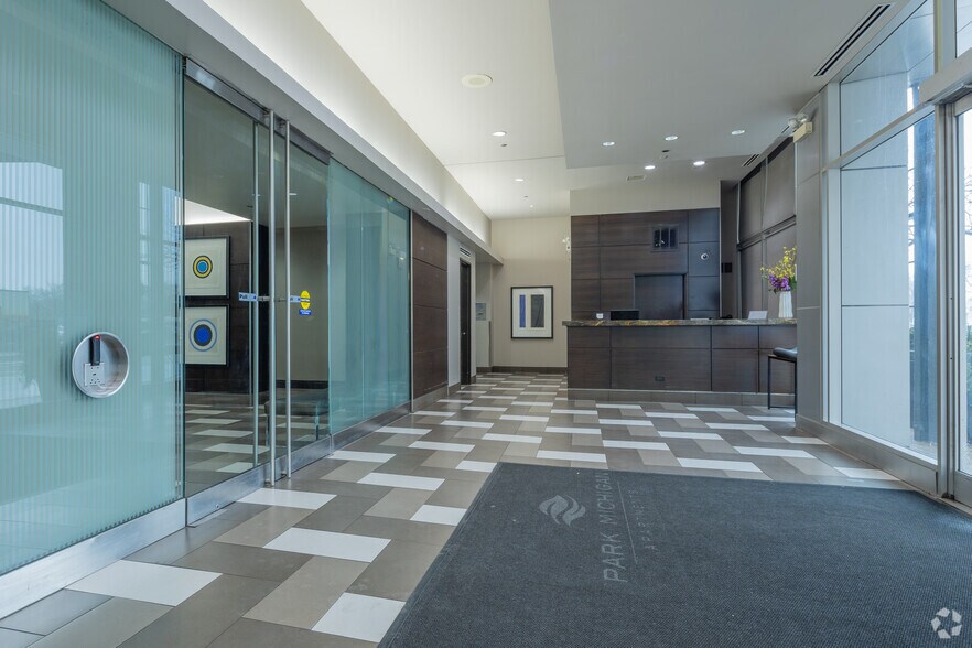 More Photos Of 1212 S Michigan Ave, Chicago Apartments For Lease