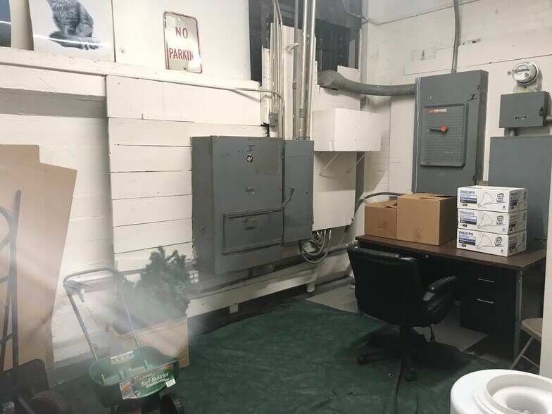 More Photos Of 231 Wilson Ave, Norwalk Industrial For Sale