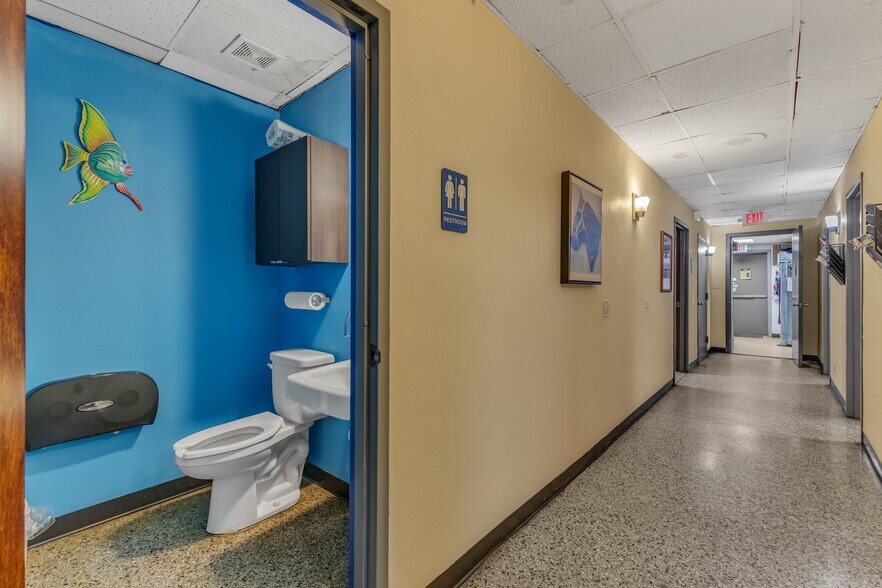 More Photos Of 141 E Main St, Youngsville Medical For Sale