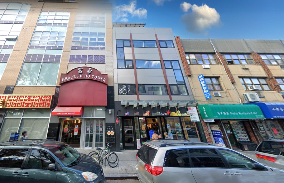 More Photos Of 135-15 40th Rd, Flushing Medical For Lease