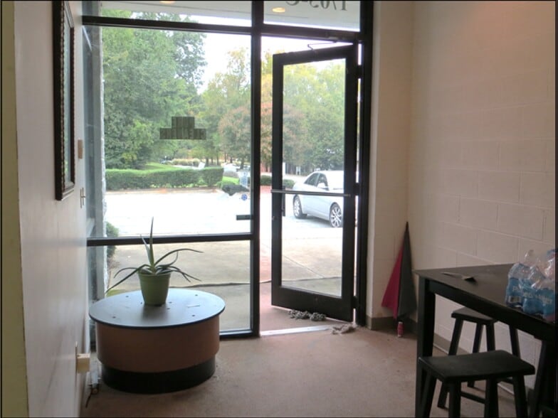 More Photos Of 1705 Orr Industrial Ct, Charlotte Industrial For Lease