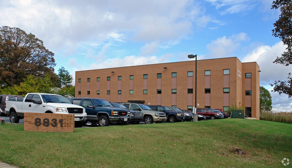 Primary Photo Of 8831 Satyr Hill Rd, Parkville Office For Lease