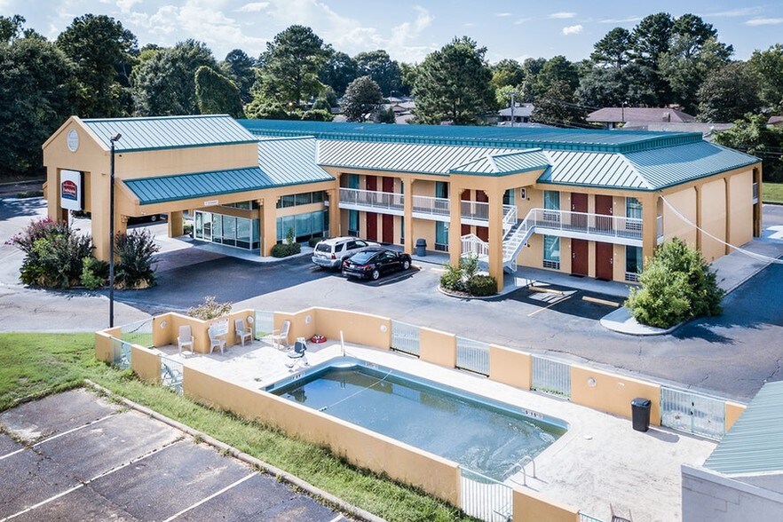 More Photos Of 337 Devereaux Dr, Natchez Hotel For Sale