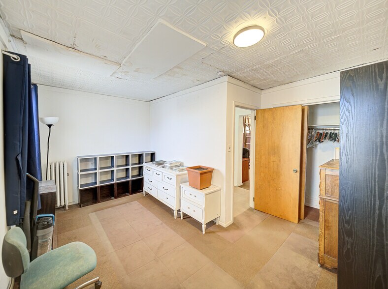 More Photos Of 57 Halsey St, Newark Storefront Retail Residential For Sale