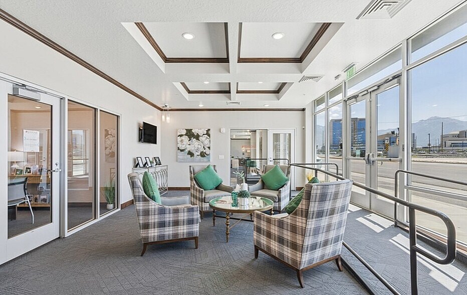 More Photos Of 196 W Vine St, Murray Apartments For Lease