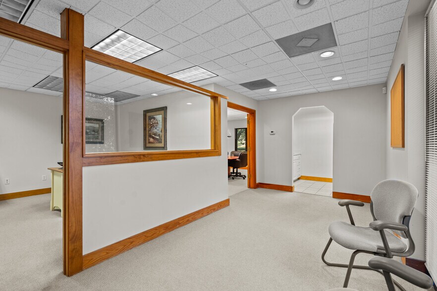 More Photos Of 49 Shores Blvd, Saint Augustine Office For Sale