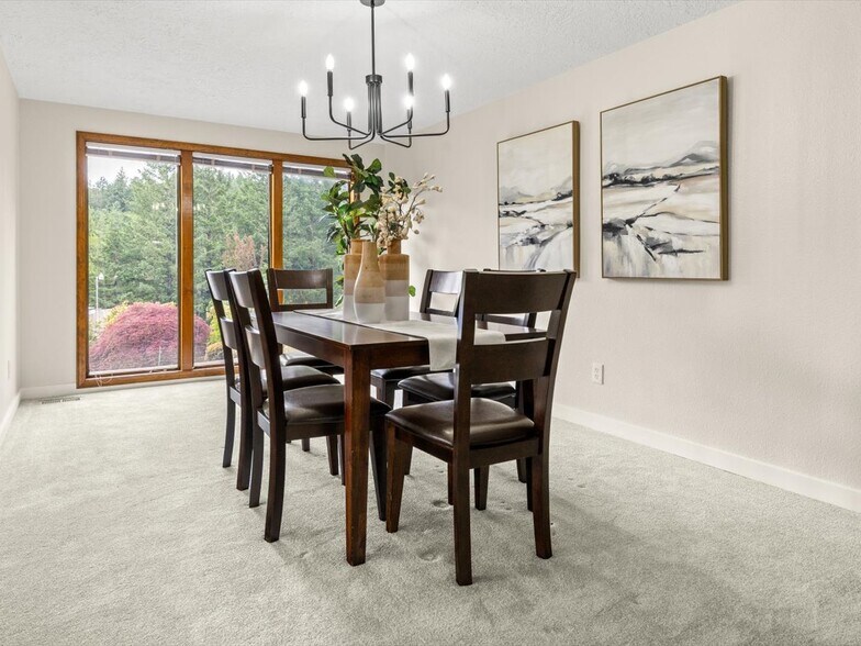 More Photos Of 115 NW Harmony Ln, Corvallis Specialty For Sale