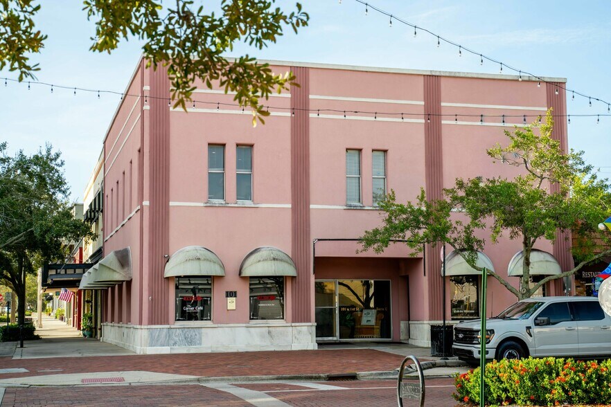 More Photos Of 101 W 1st St, Sanford Storefront For Sale