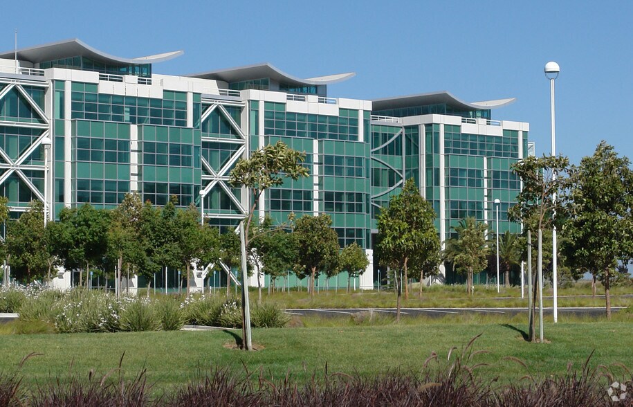 More Photos Of 1400 Seaport Blvd, Redwood City Office For Lease