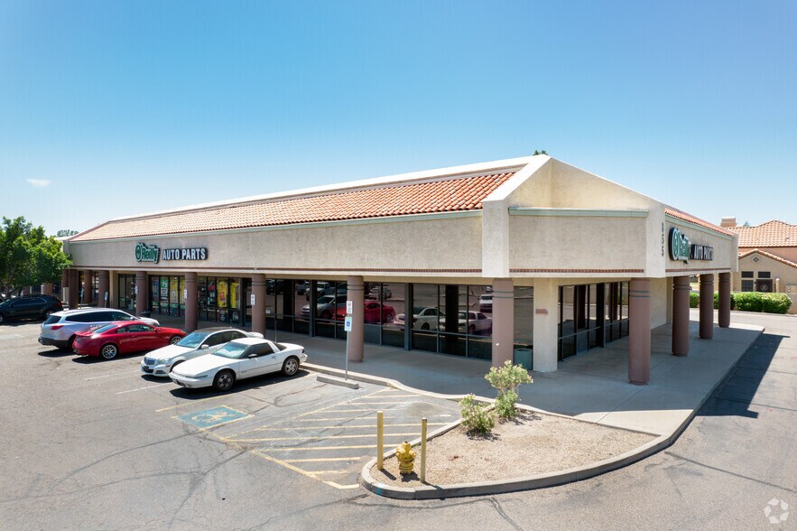 More Photos Of 855 W University Dr, Mesa Storefront For Lease