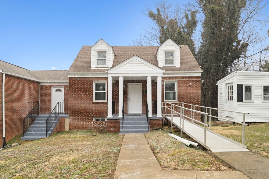 More Photos Of 922 Ridge Rd Se, Washington Assisted Living For Lease