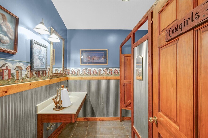 More Photos Of 1356 County Road 2900 N, Rantoul Specialty For Sale