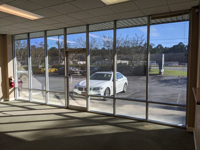 More Photos Of 3971 Inner Perimeter Rd, Valdosta Freestanding For Sale