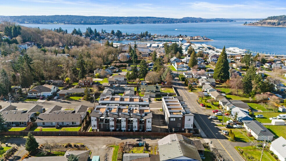 More Photos Of 8524 19th St W, Tacoma Apartments For Sale