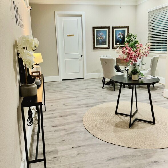 More Photos Of 19427 Champion Forest Dr, Spring Medical For Lease