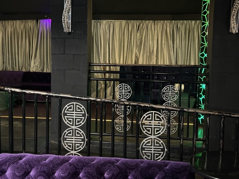 More Photos Of 1017 Front St, Sacramento Storefront Retail Office For Sale