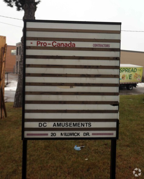 More Photos Of 20 Millwick Dr, Toronto Warehouse For Lease