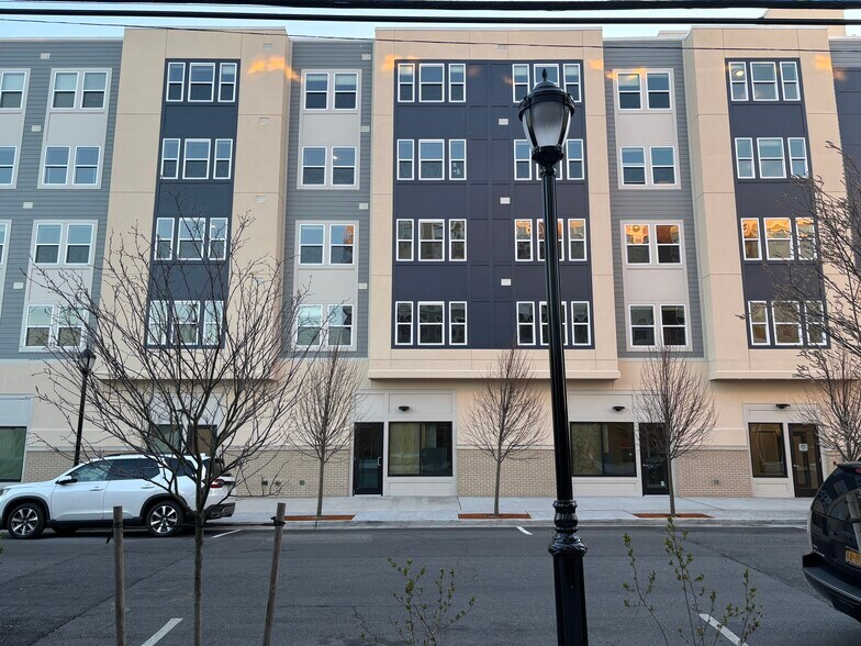 More Photos Of 159 Main St, Hempstead Apartments For Lease