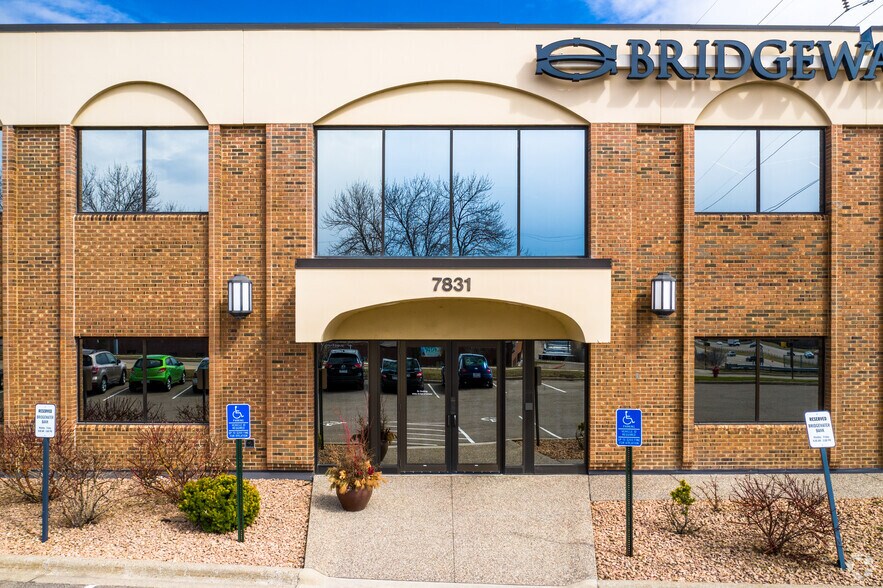 More Photos Of 7831 E Bush Lake Rd, Bloomington Office For Lease