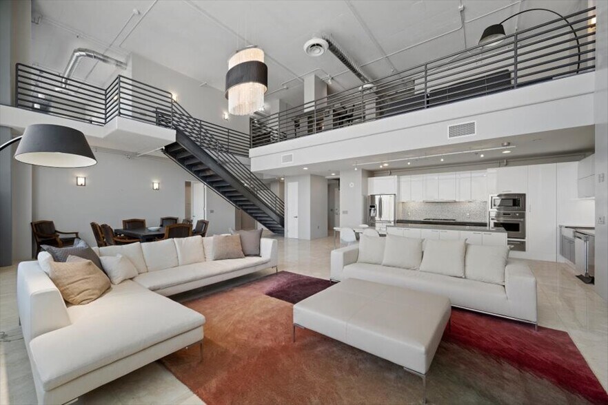 More Photos Of 900 S Las Vegas Blvd, Las Vegas Apartments For Sale