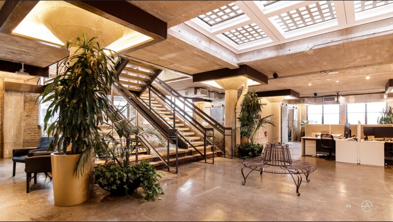 More Photos Of 920 N Franklin St, Chicago Loft Creative Space For Lease