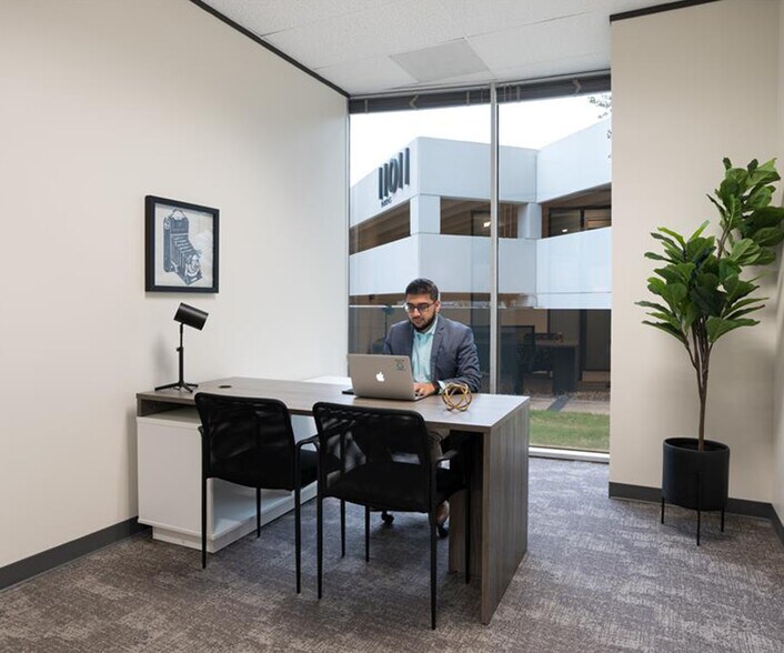 More Photos Of 11011 Richmond Ave, Houston Office For Lease