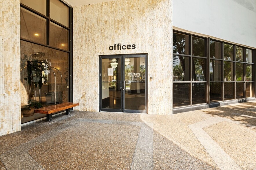 More Photos Of 3800 S Ocean Dr, Hollywood Office For Lease