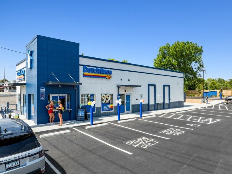 Primary Photo Of 4200 Chapman Hwy, Knoxville Freestanding For Sale