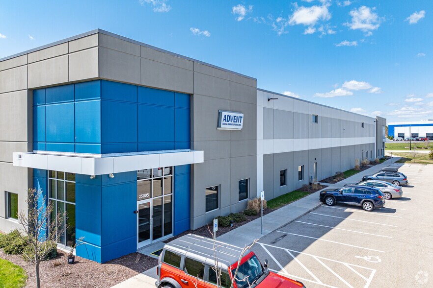 More Photos Of 25005 Joe Meier Pky, Salem Manufacturing For Lease