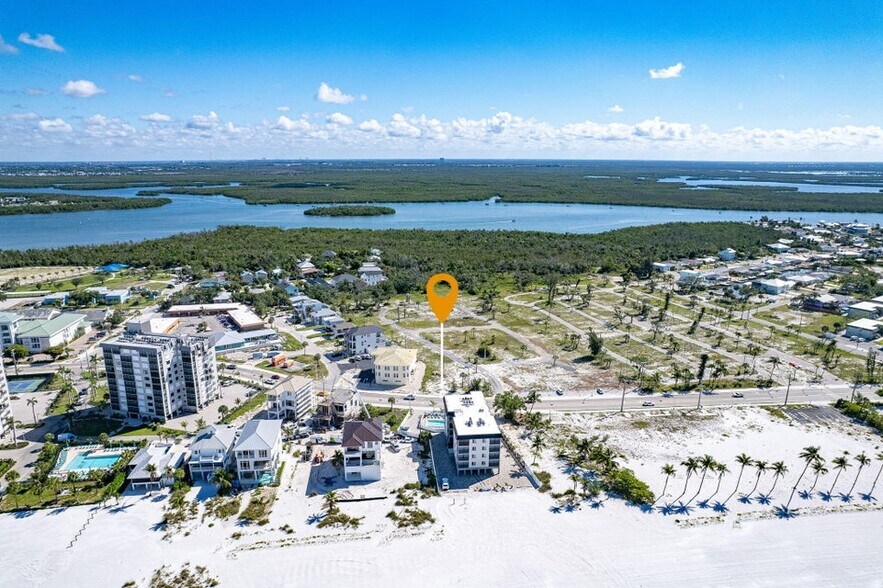 More Photos Of 2915 Estero Blvd, Fort Myers Land For Sale