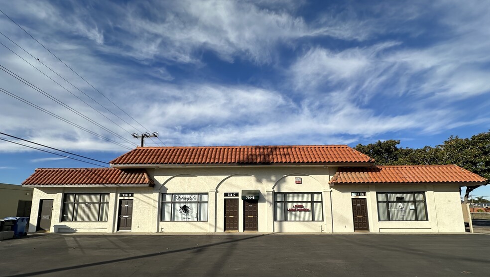 Primary Photo Of 714 E Chapel St, Santa Maria Office Residential For Sale