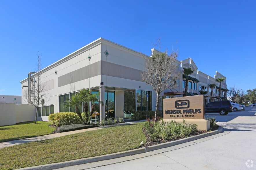 More Photos Of 6557 Hazeltine National Dr, Orlando Distribution For Lease
