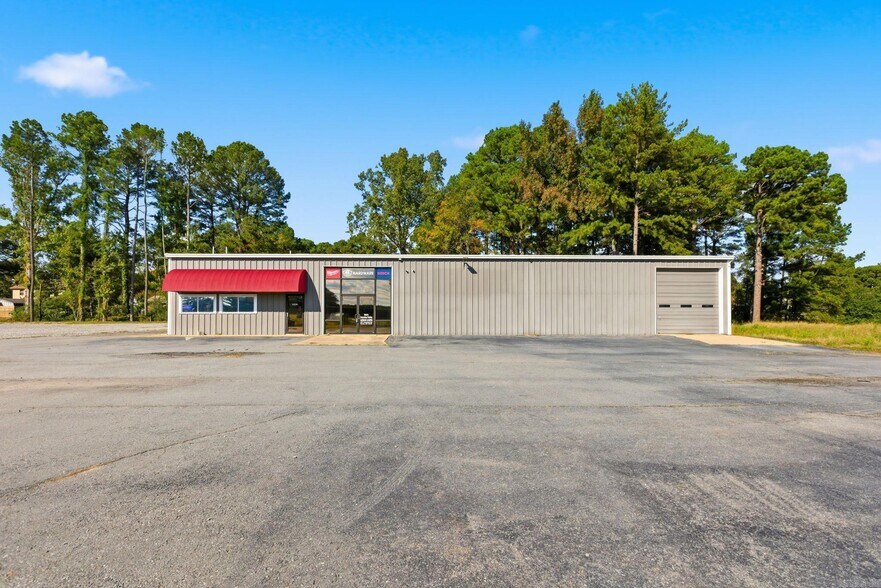 More Photos Of 207 Campbell Dr, Beebe Flex For Sale