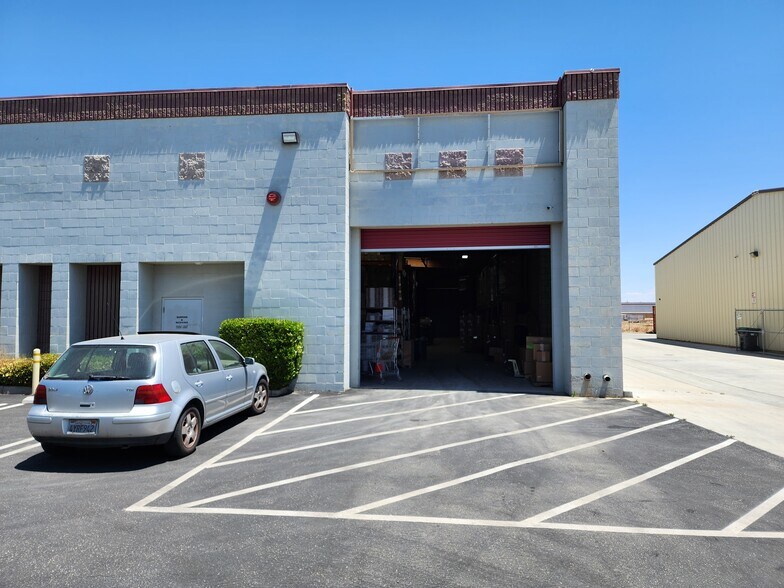More Photos Of 45428 Trevor Ave, Lancaster Warehouse For Lease