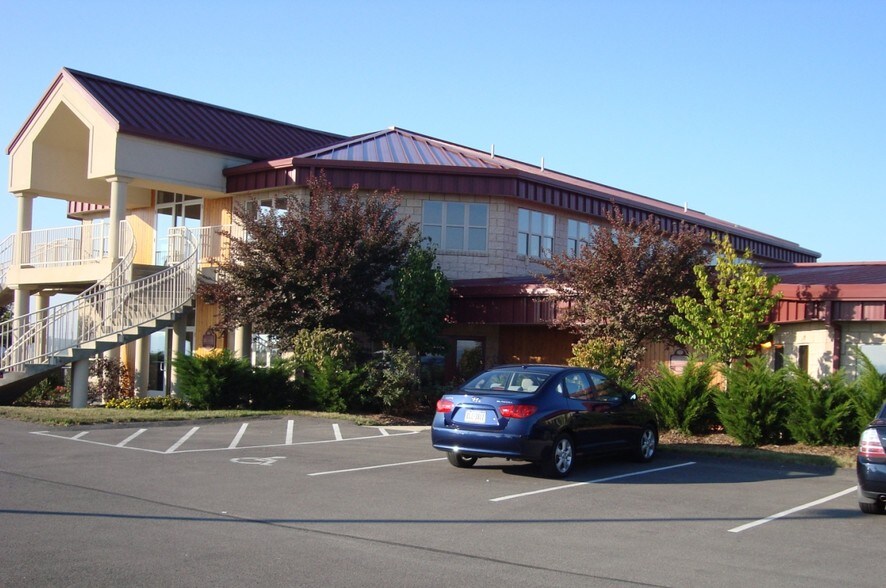 More Photos Of 100 Emerson Ln, Bridgeville Office For Lease