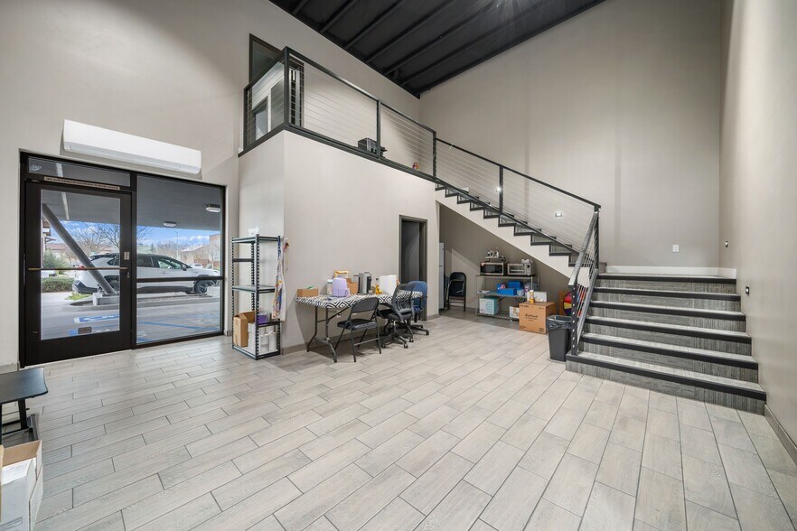 More Photos Of 3563 Combine St, Paso Robles Warehouse For Lease